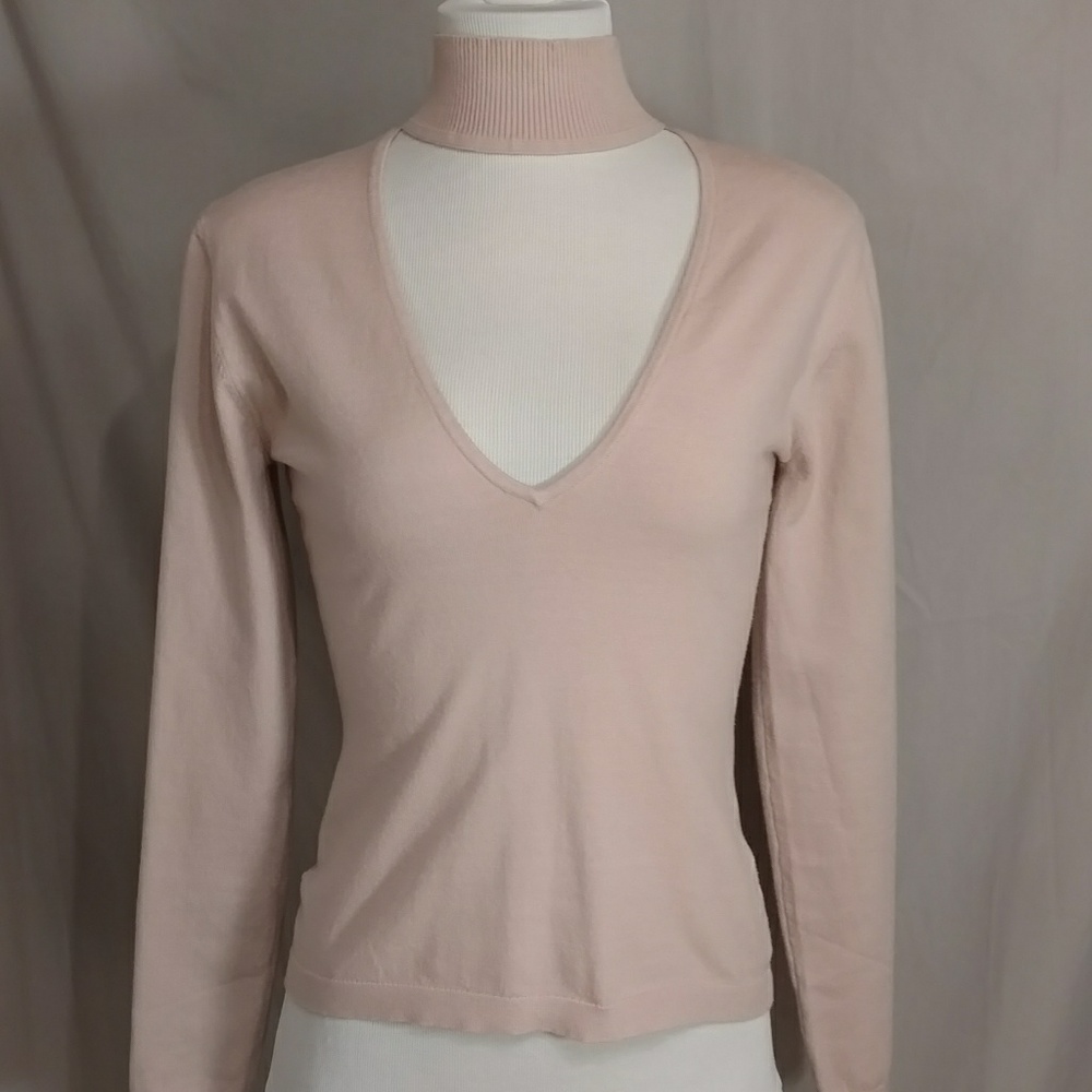 Soft Sexy Plunge Neck Knit Top Light Sweater Sm XS